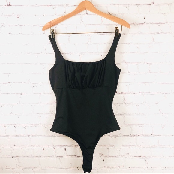 NWT | RUCHED DETAIL KNIT BODYSUIT | Size S & M - Picture 2 of 6
